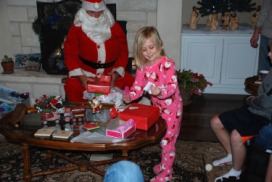 2013-12-23 21-11-49 Hildebrand Christmas.jpg